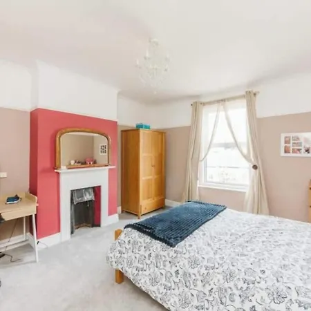 The Cranbrook - Stylish - 8 Guests Ferienhaus Bristol